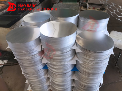 Placca rotonda di alluminio di alta qualità, leggera, resistente alla corrosione, utilizzata nell'industria e nella decorazione