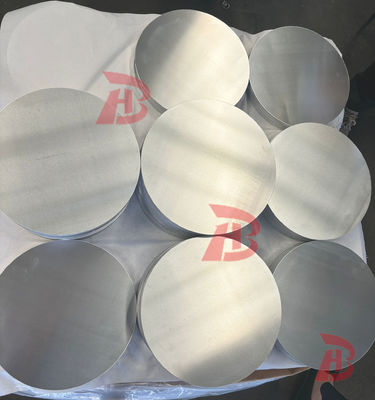Disco in alluminio ad alta planarità con superficie liscia Lega 1050 1060 3003, spessore 0,3–6 mm, formato personalizzato in alluminio per copri lampada e vasi