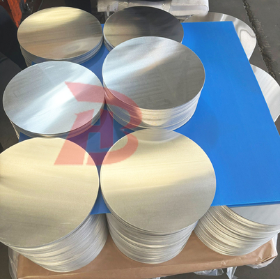 Circolo di alluminio più popolare Buona qualità Basso prezzo Proprietà di trazione resistenti per pentole e pentole