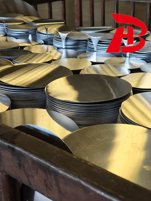 The company can produce 80-1600m in diameter,0.3-6mm in thickness aluminum circle