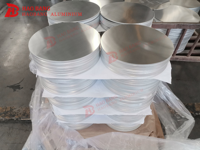 Qualità superiore 1050 1060 1070 1100 Wafer in alluminio per la decorazione di utensili da cucina Copertura di luce Copertura solare
