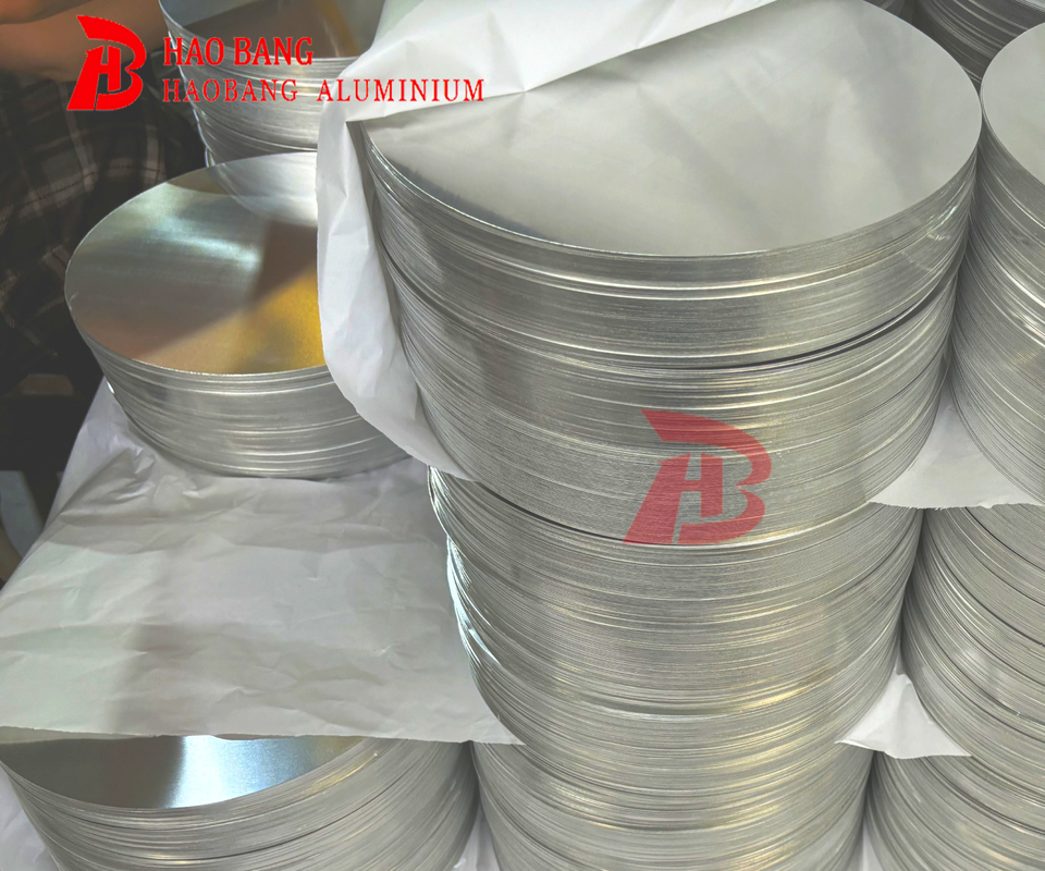 Superficie rivestita B209 ASTM 3003 8011 1050 1100 1060 Circoli di dischi di alluminio per padelle non adesive