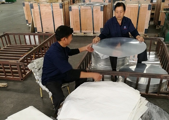 Dischi di alluminio dello stampaggio profondo delle pentole laminati a freddo con il forno di ricottura