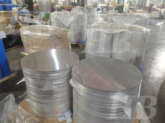 Esperienza di produzione decennale Fabbrica fornitura diretta 0,3-6 mm 80-1600 mm Piastra circolare in alluminio per utensili da cucina